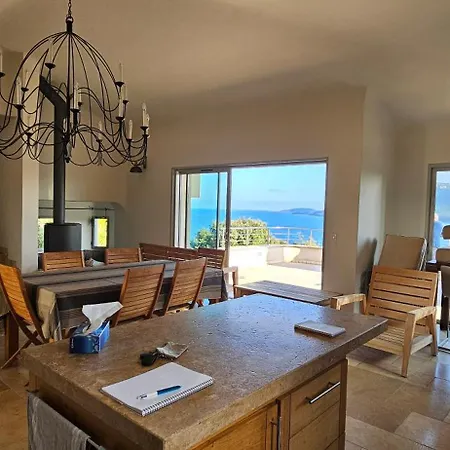 Tatil Evi Marina-piscine Privee-wifi-acces Sporting Club Marina Di Fiori *