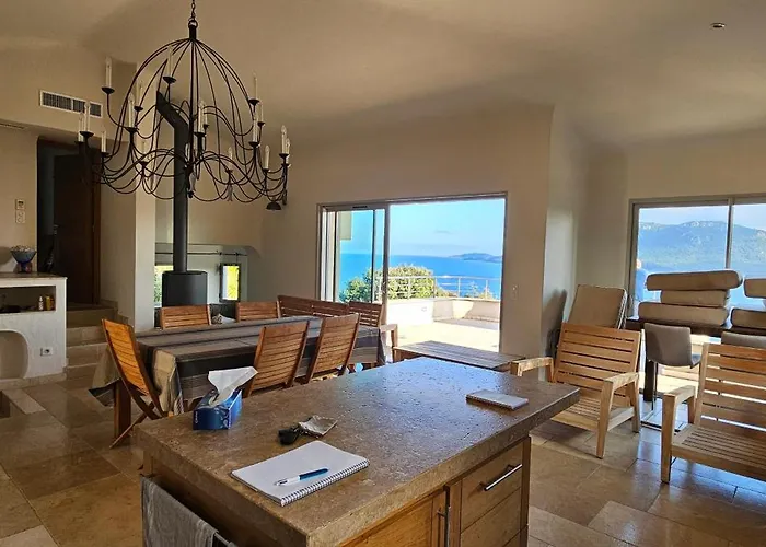 Tatil Evi Marina-piscine Privee-wifi-acces Sporting Club Marina Di Fiori *