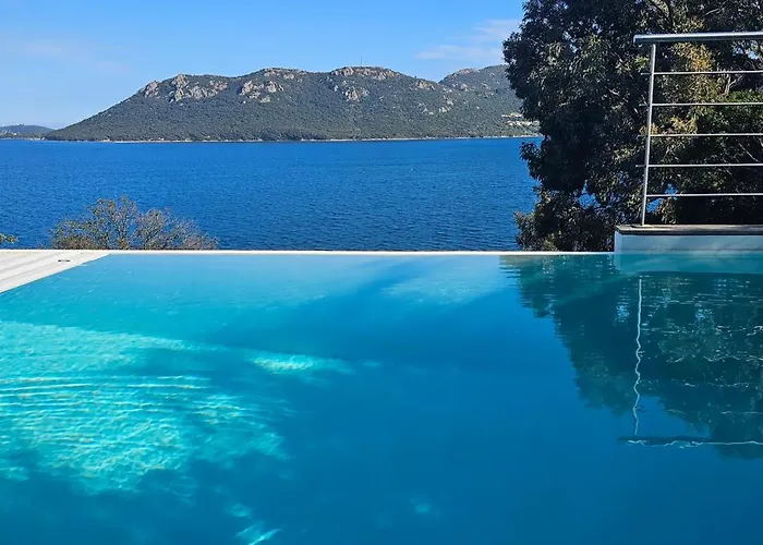 度假居 Marina-piscine Privee-wifi-acces Sporting Club Marina Di Fiori *